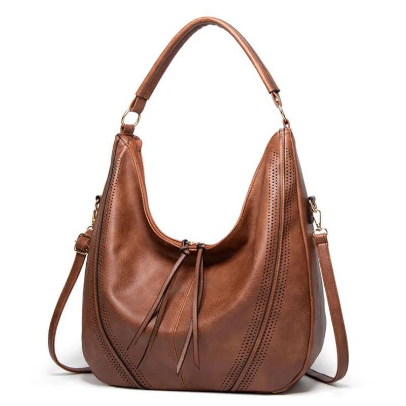 Bolso casual Michelle™ marrón, bolsillos laterales y flecos en la abertura central