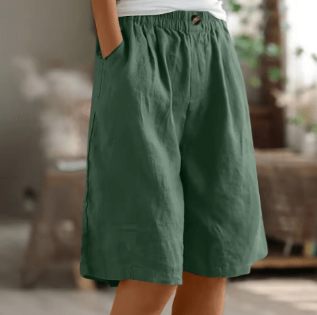 Pantalón corto de algodón verde, cintura elástica con botón, pierna recta y bolsillos