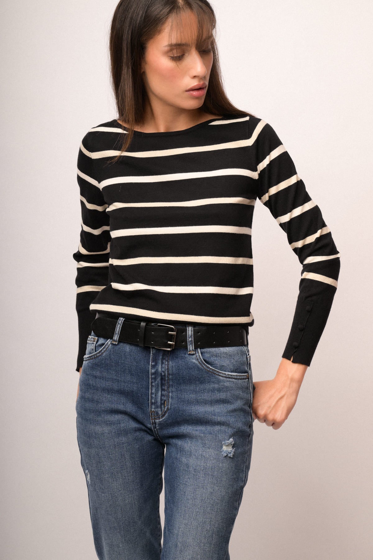 Jersey de cuello redondo a rayas horizontales con mangas largas negro y crema